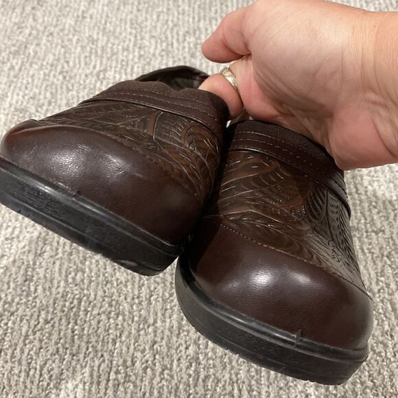 Easy Street shoes - Picture 4 of 5